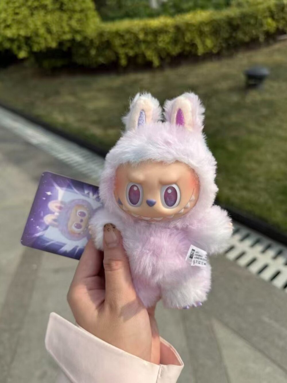 LABUBU Big Into Energy High Energy Confirmed Box LUCK - Picture 2 of 4